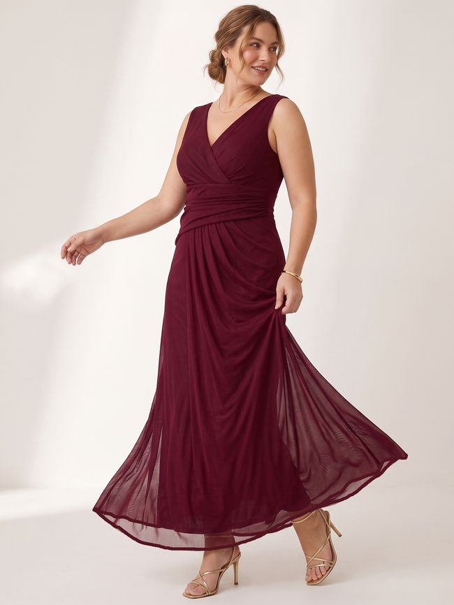Evening Dress with Mesh Stretch Fit and Pleats
